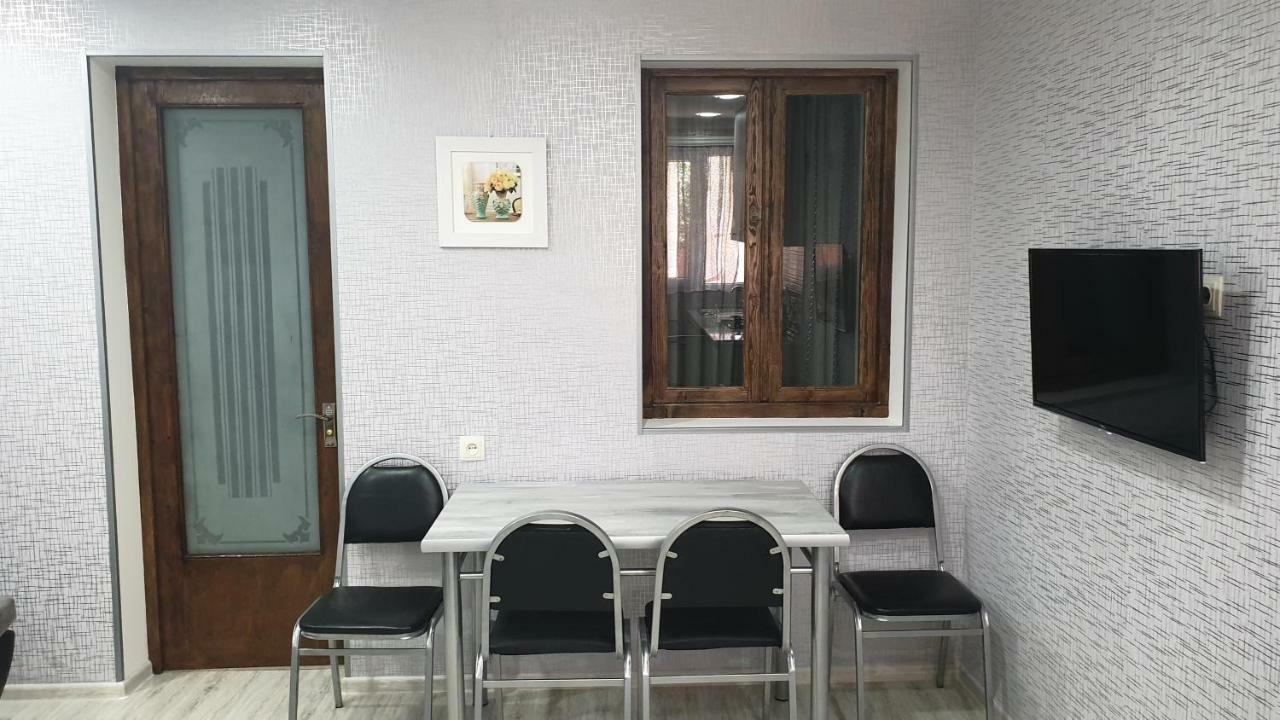 Comfort Тбілісі Екстер'єр фото
